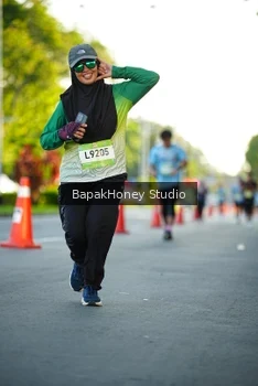 Runner Photo 1556415