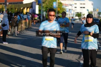 Runner Photo 1556453
