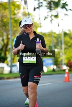 Runner Photo 1556800