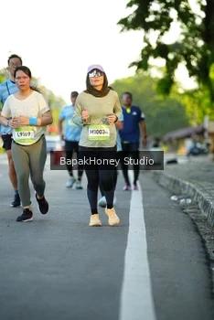 Runner Photo 1556811