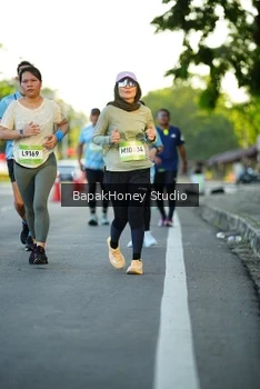 Runner Photo 1556814