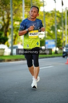 Runner Photo 1556864