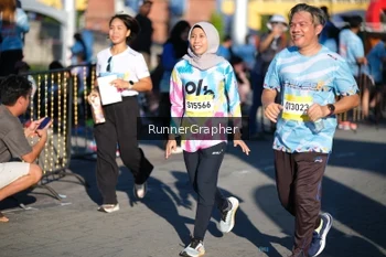 Runner Photo 1556867