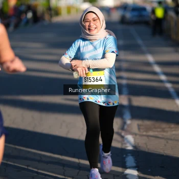 Runner Photo 1556889