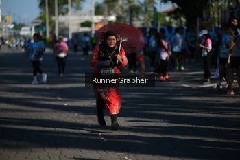 Runner Photo 1556937