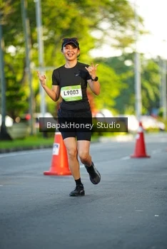 Runner Photo 1556978