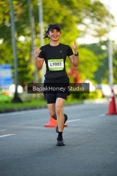Runner Photo 1556984