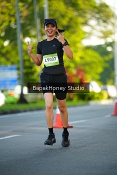 Runner Photo 1556990