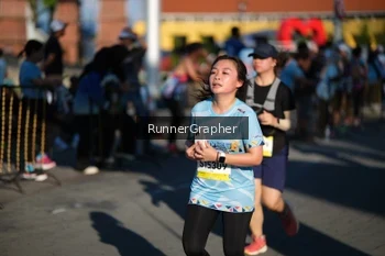 Runner Photo 1556995