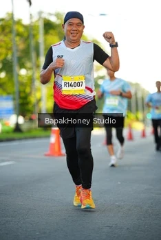 Runner Photo 1557000
