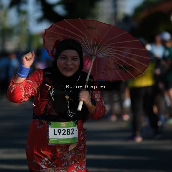 Runner Photo 1557004