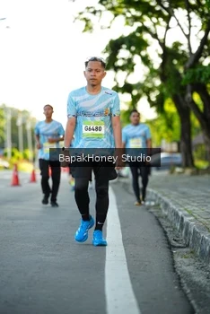 Runner Photo 1557009