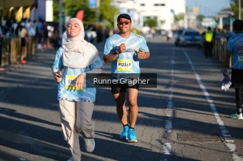 Runner Photo 1557011