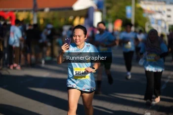 Runner Photo 1557037