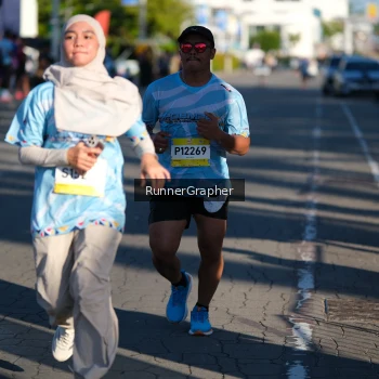 Runner Photo 1557044