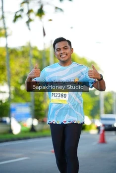 Runner Photo 1557057