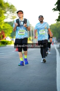 Runner Photo 1557073