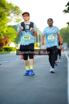 Runner Photo 1557074