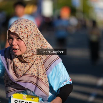 Runner Photo 1557119