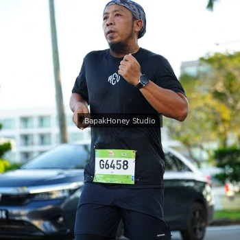 Runner Photo 1557192