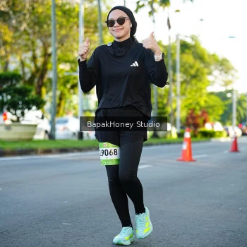Runner Photo 1557217