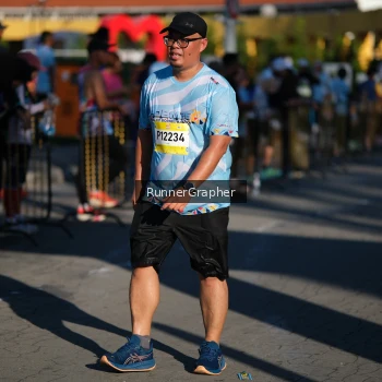 Runner Photo 1557242