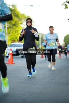 Runner Photo 1557319