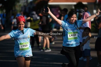 Runner Photo 1557361