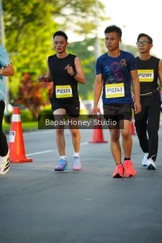 Runner Photo 1557373