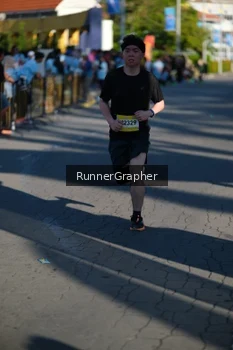 Runner Photo 1557438