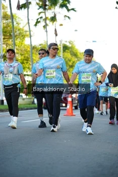 Runner Photo 1557490