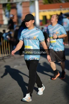 Runner Photo 1557500