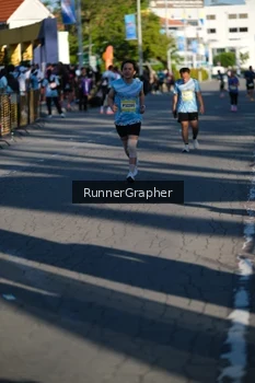 Runner Photo 1557518