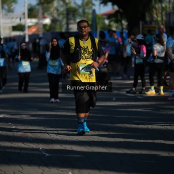 Runner Photo 1557533