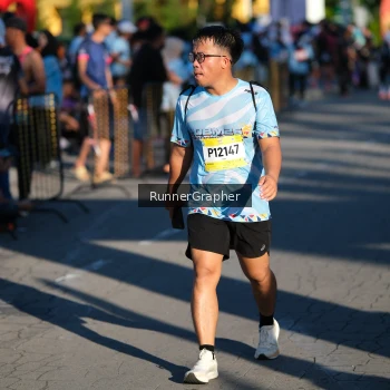 Runner Photo 1557567