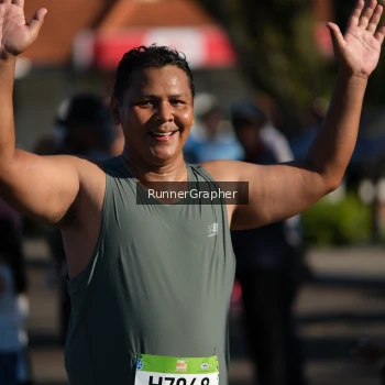 Runner Photo 1557635