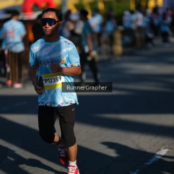 Runner Photo 1557769