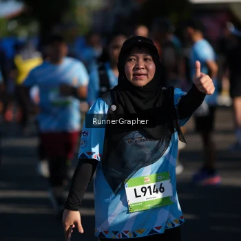 Runner Photo 1557774