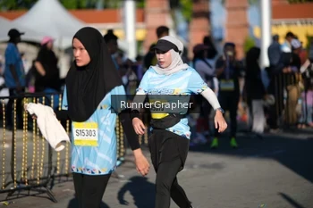 Runner Photo 1557921
