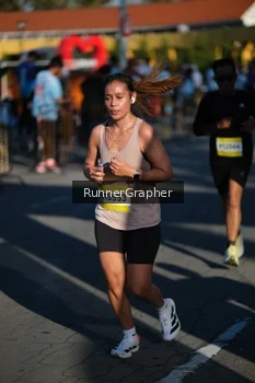 Runner Photo 1557922