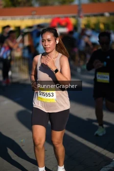 Runner Photo 1557945