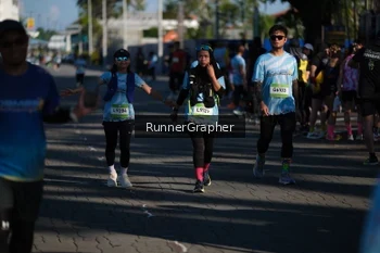 Runner Photo 1558046