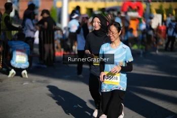 Runner Photo 1558172