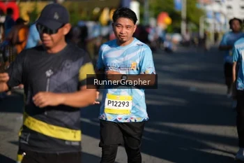 Runner Photo 1558173