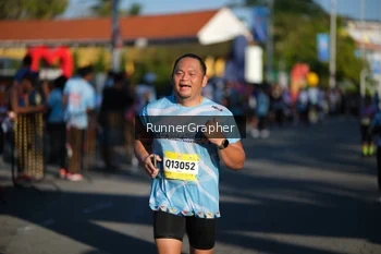 Runner Photo 1558180
