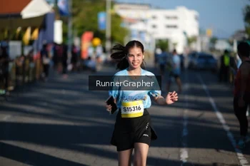 Runner Photo 1558197