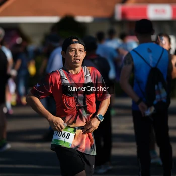 Runner Photo 1558211