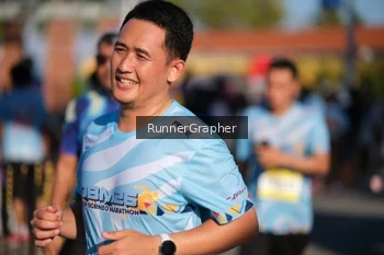 Runner Photo 1558296