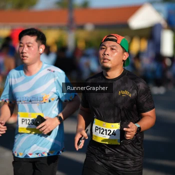 Runner Photo 1558533