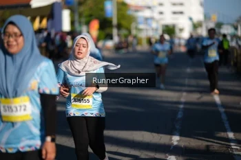 Runner Photo 1558627